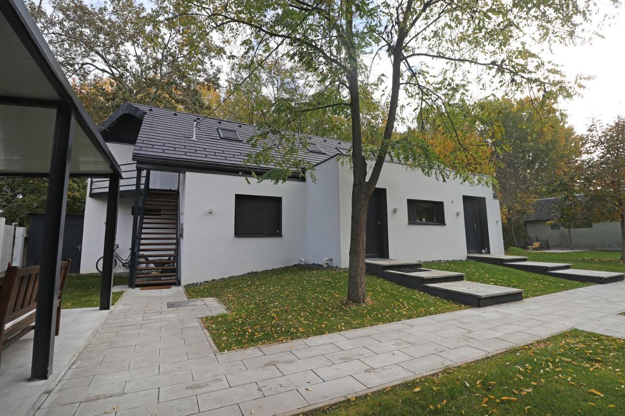 Meszes Apartman Kalocsa Extérieur photo